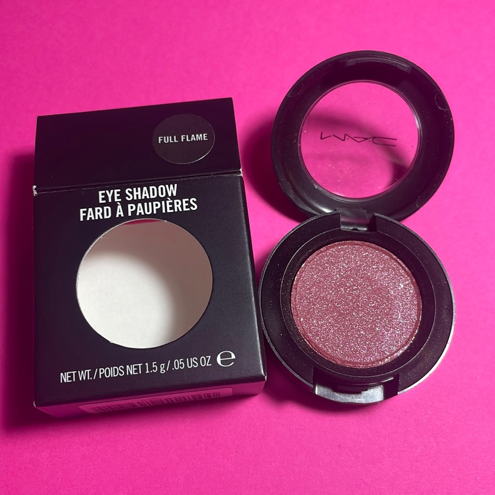 MAC Full Flame eyeshadow
